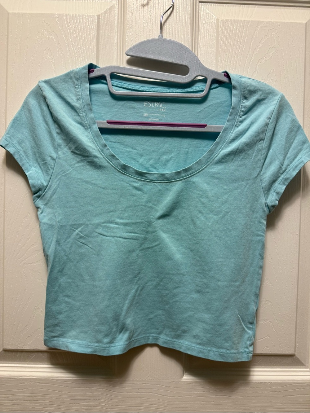 Women's Scoop Crop Tee in Light Aqua